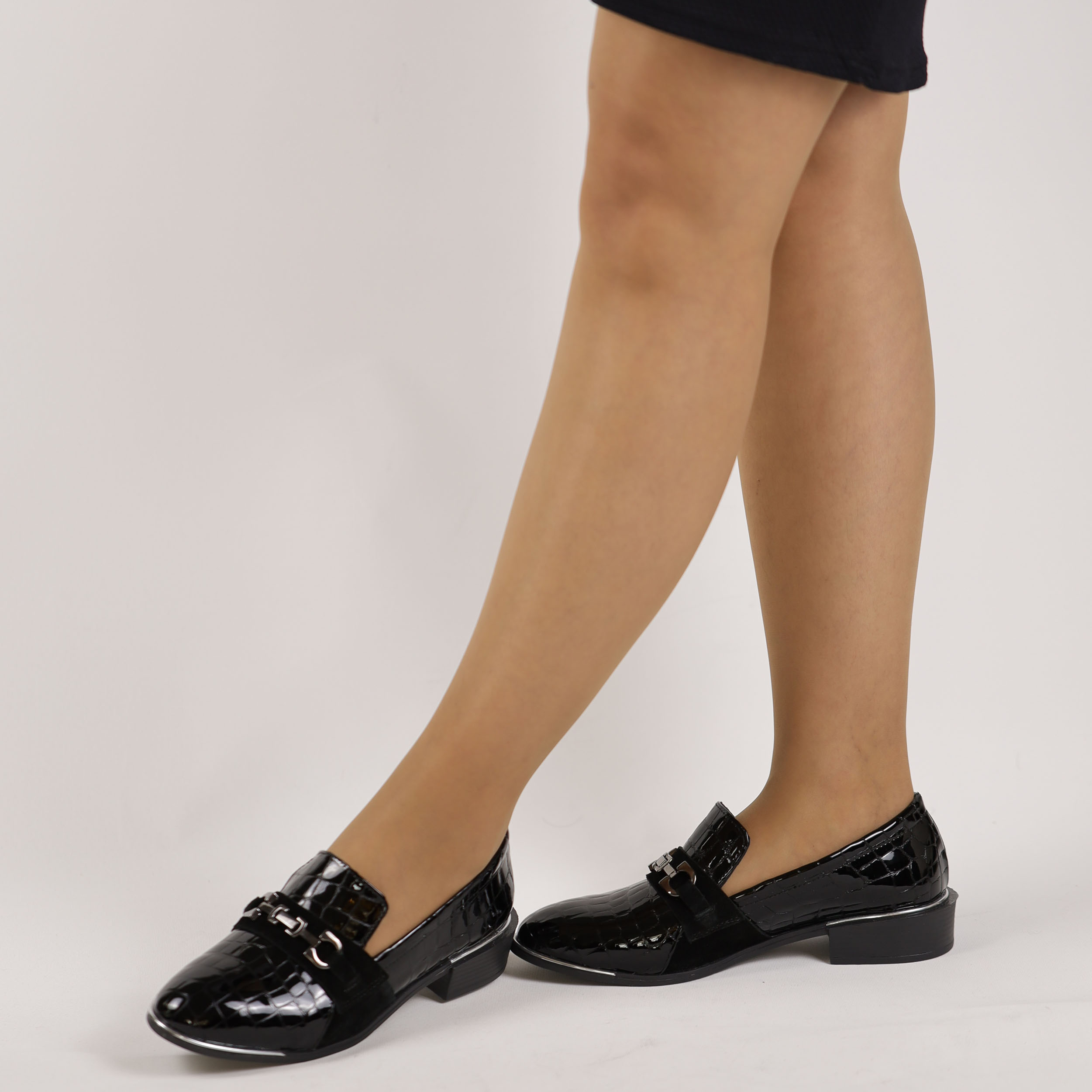 TwoEgoist Kadın Hakiki Deri Günlük Klasik Rahat Kalıp Topuksuz Düz Ayakkabı Babet, Renk: Siyah, Beden: 36