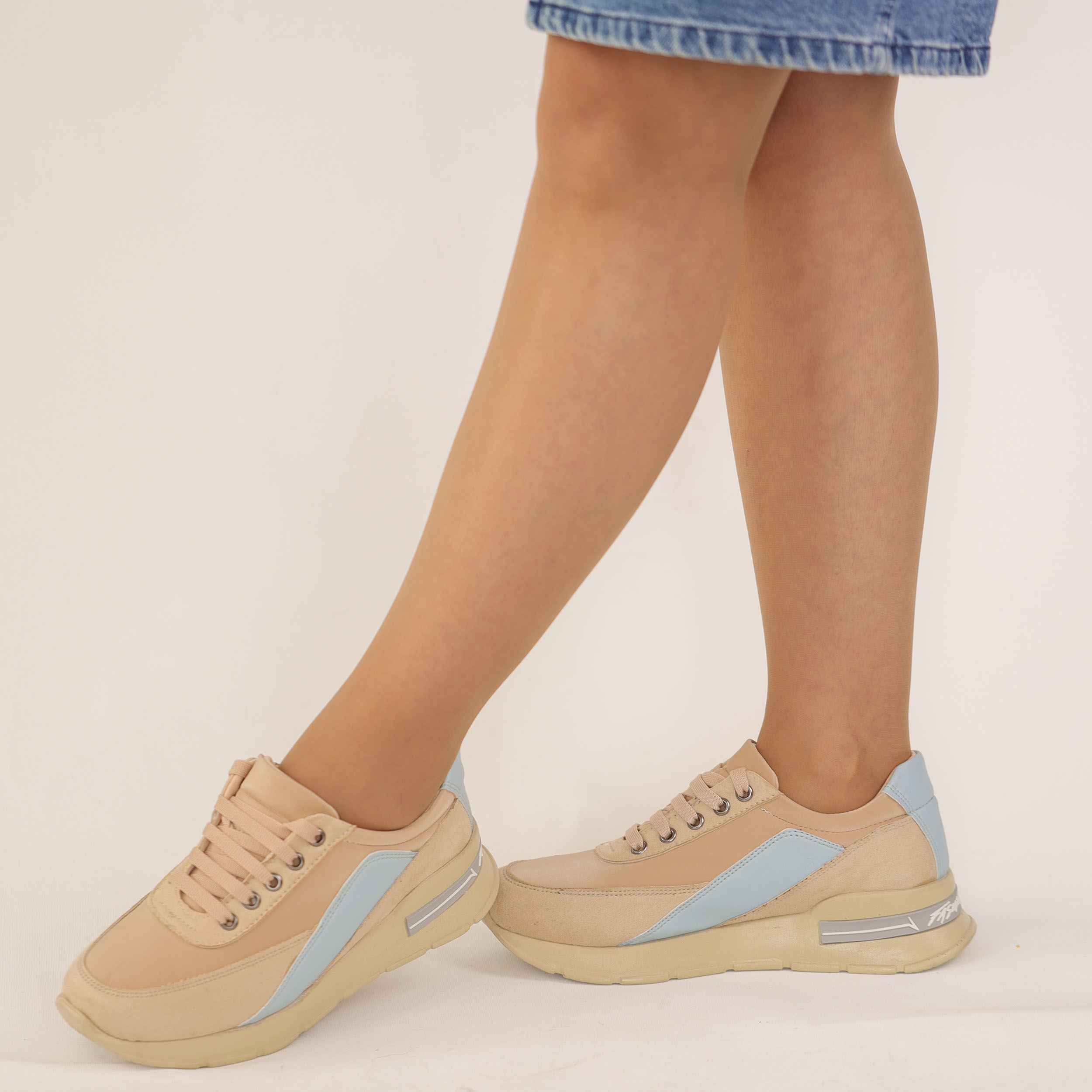 Kadın Kalın Tabanlı Bağcıklı Bej Sneakers Günlük Spor Rahat Ayakkabı, Renk: Bej, Beden: 36