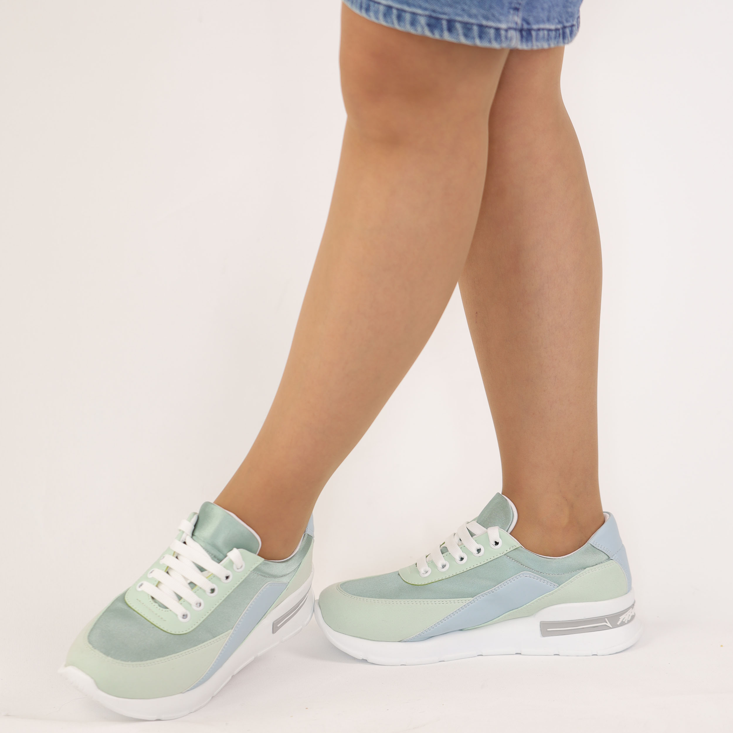 Kadın Kalın Tabanlı Bağcıklı Su Yeşili Sneakers Günlük Spor Rahat Ayakkabı, Renk: Yeşil, Beden: 36