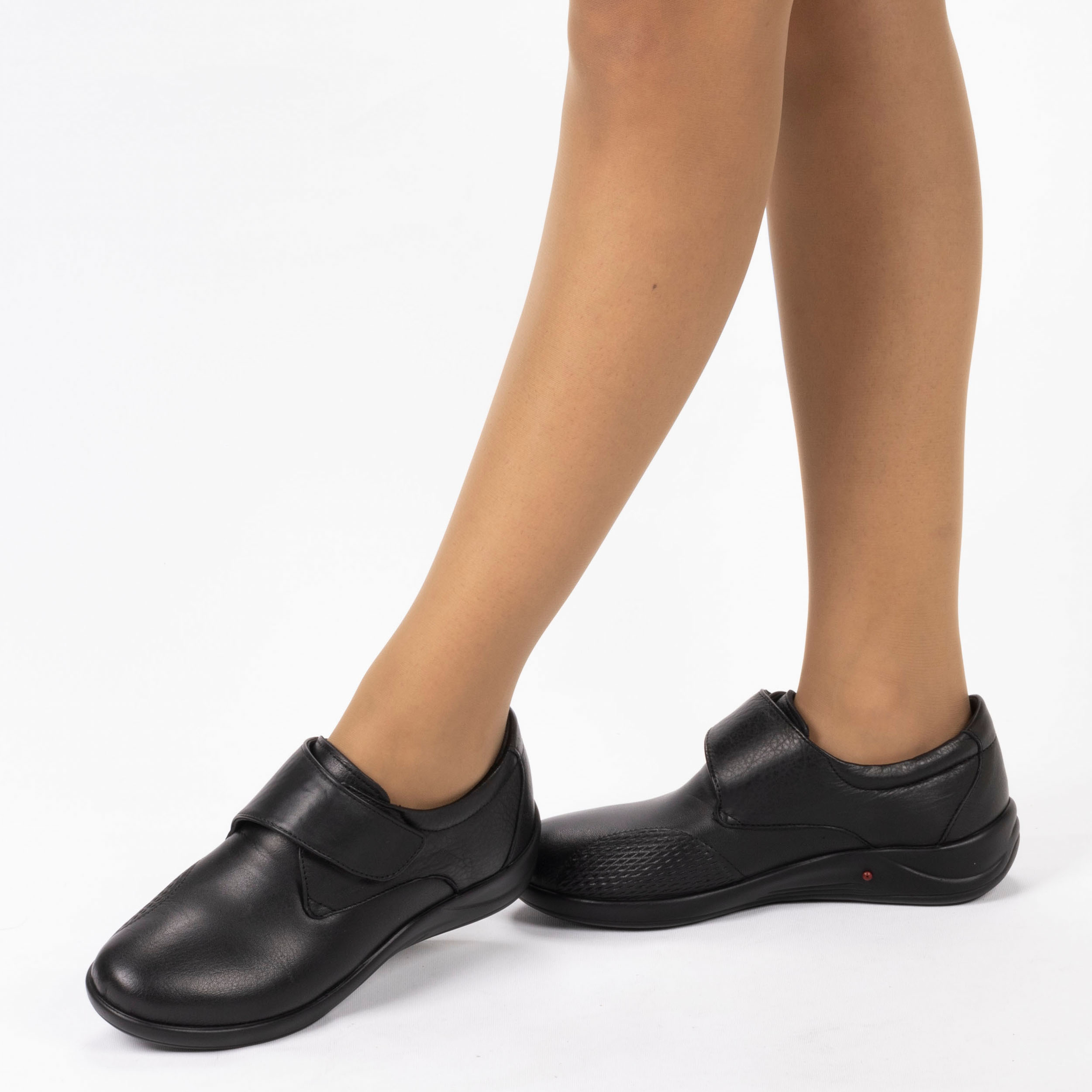 Kadın Hakiki Deri Anatomik Hafif Tasarım Topuk Yastıklı Cırt Cırtlı Kemik Çıkıntısı Konfort Ayakkabı, Renk: Siyah, Beden: 37