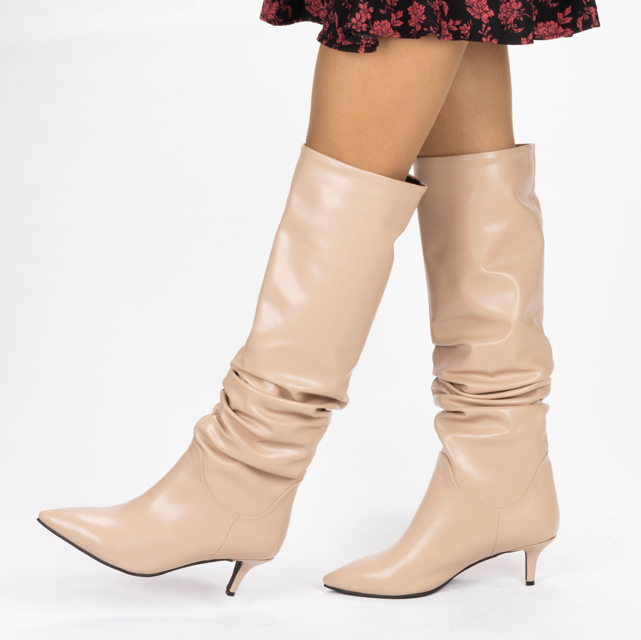 Kadın Kısa Topuklu Sivri Burunlu Körüklü Çizme, Renk: Nude - Cilt, Beden: 36
