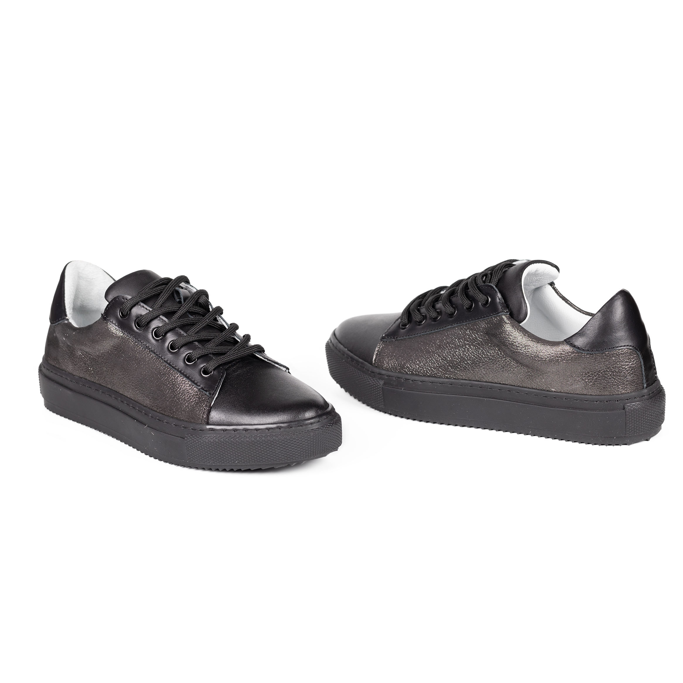 Kadın Hakiki Deri Simli Siyah Günlük Spor Ayakkabı / Sneakers, Renk: Simli Siyah, Beden: 36