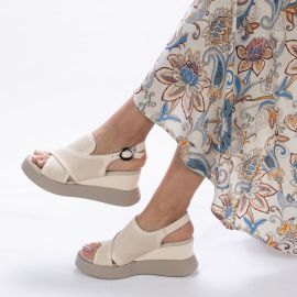 TwoEgoist Kadın Hakiki Deri Günlük Dolgu Topuklu Sandalet, Renk: Bej, Beden: 40