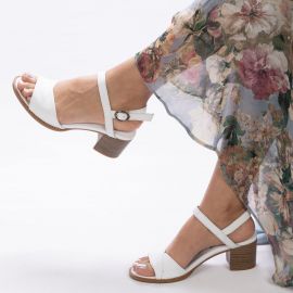 Kadın Hakiki Deri Kısa Topuklu Günlük Sandalet, Renk: Beyaz, Beden: 37