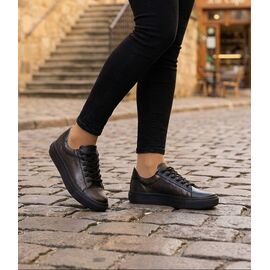 Kadın Hakiki Deri Simli Siyah G&uuml;nl&uuml;k Spor Ayakkabı / Sneakers, Renk: Simli Siyah, Beden: 37